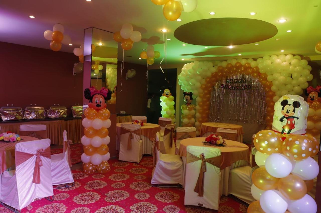Nikko Blue - Boutique Hotel Gurgaon Buitenkant foto