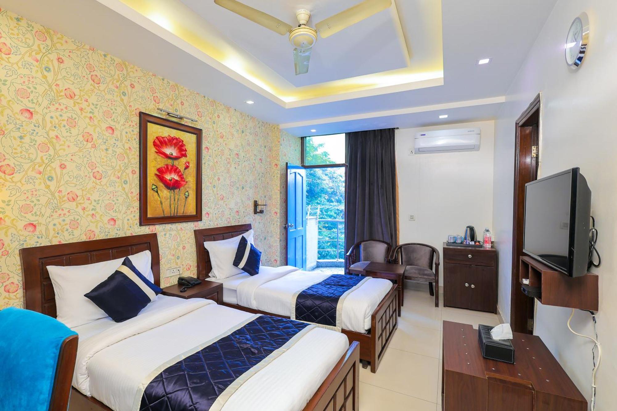 Nikko Blue - Boutique Hotel Gurgaon Buitenkant foto